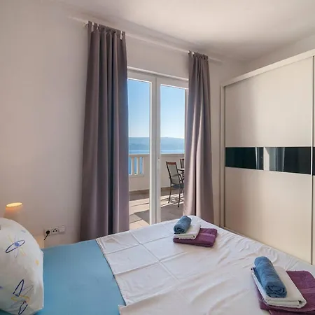 Apartamento Stipic - Three Bedroom With Terrace Omiš