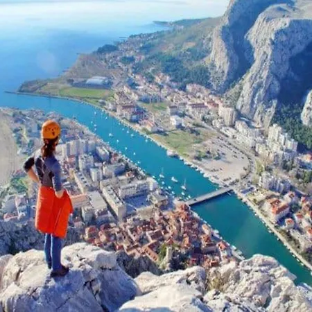 Stipic - Three Bedroom With Terrace * Omiš
