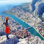 Stipic - Three Bedroom With Terrace * Omis